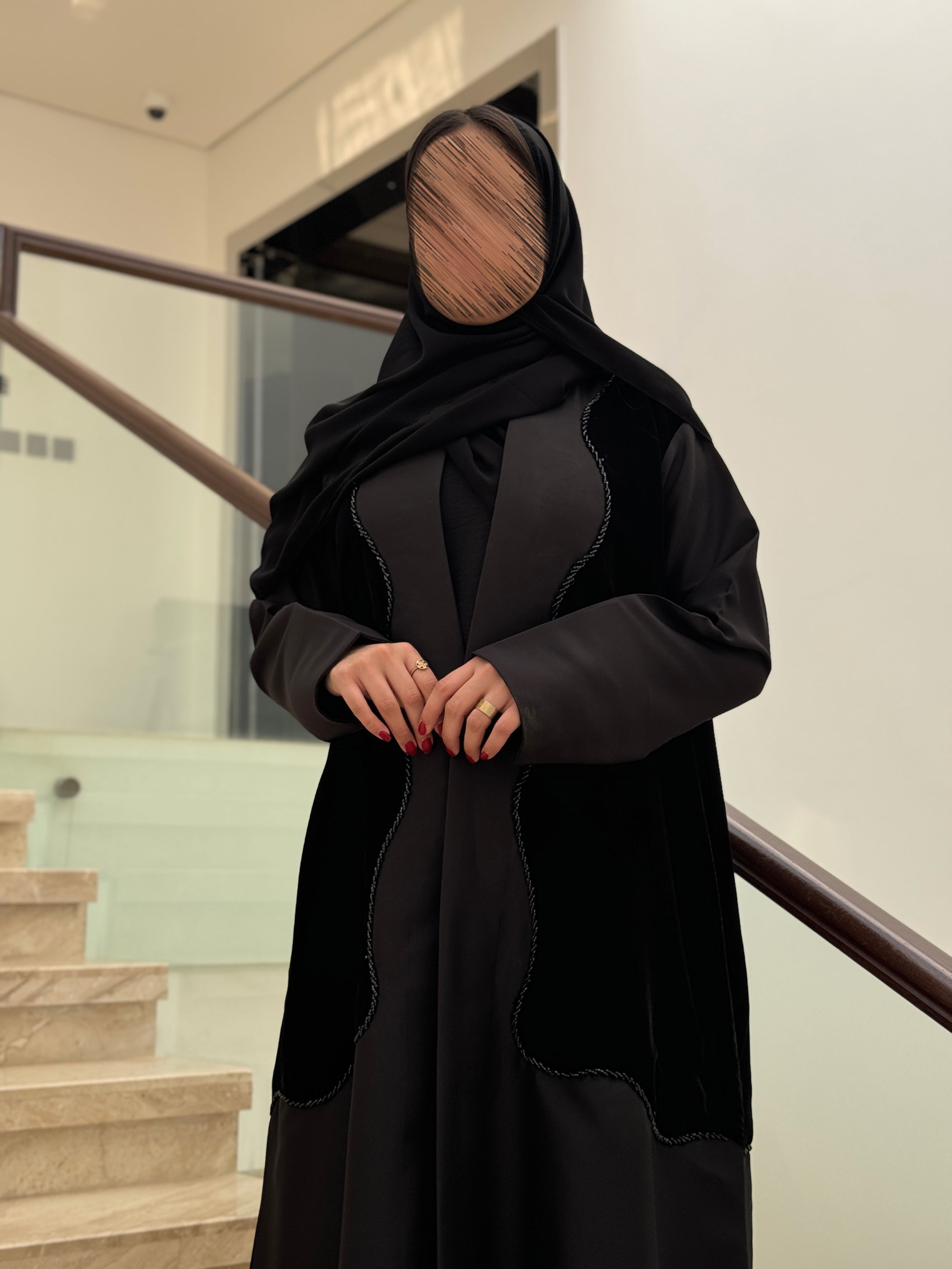 قماش كريب تيواني مع شاشة لمسية قصيرة نص كلوش - SNA12