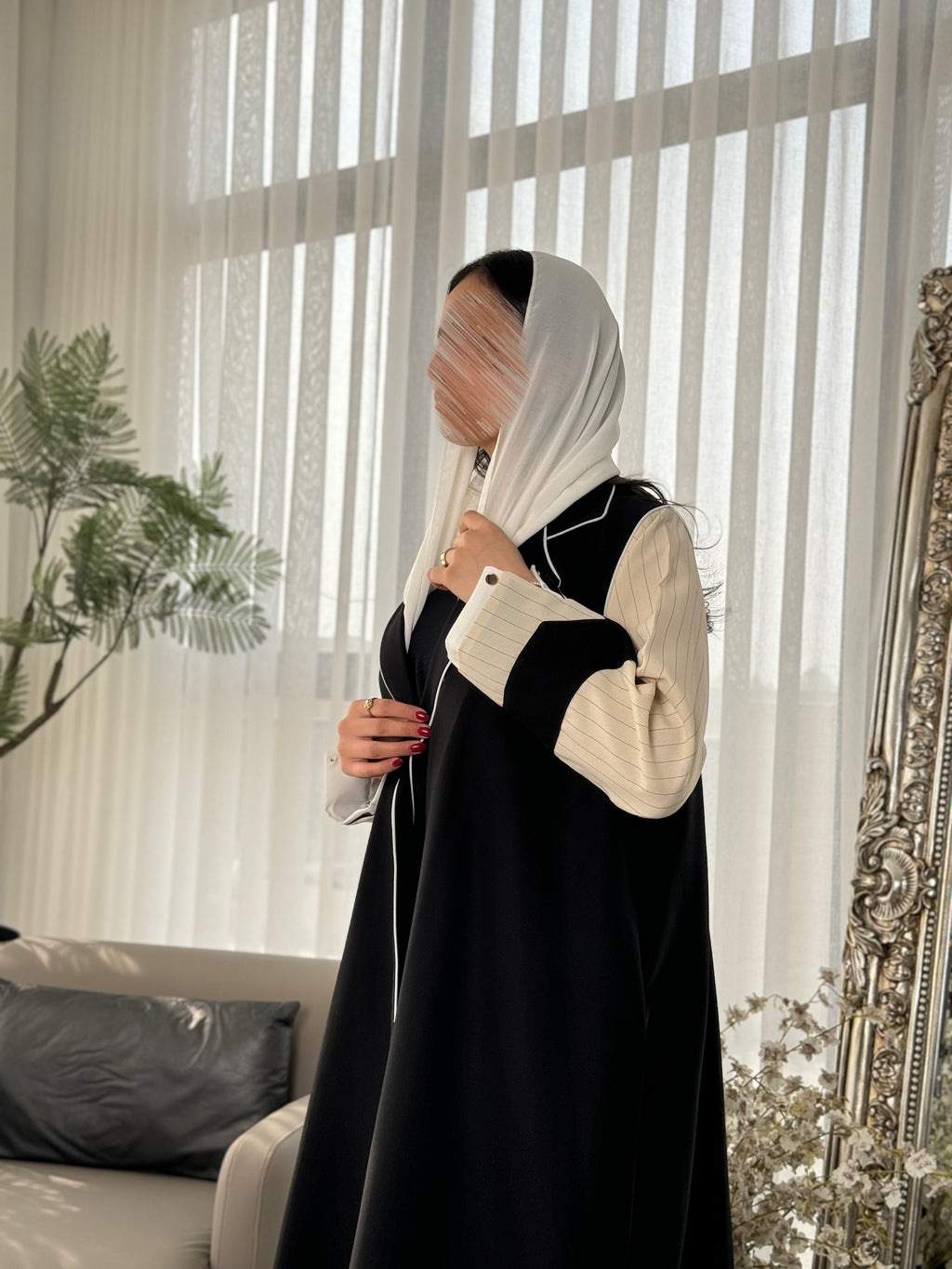 عبايه كريب خفيف مع جاكار- SNA03